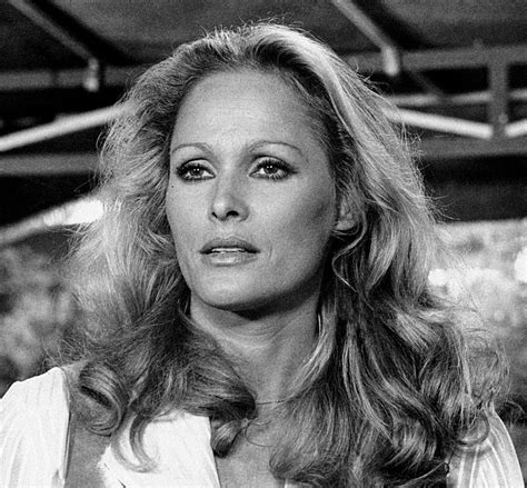 Ursula Andress – Wikipedia